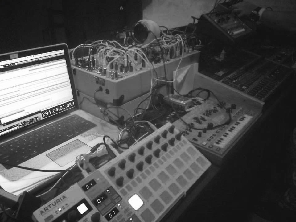 Tokyo Black Star live set@Wall & Wall 09:2016 2.jpg