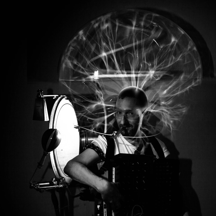 r62EIdrXnr0J-original 2