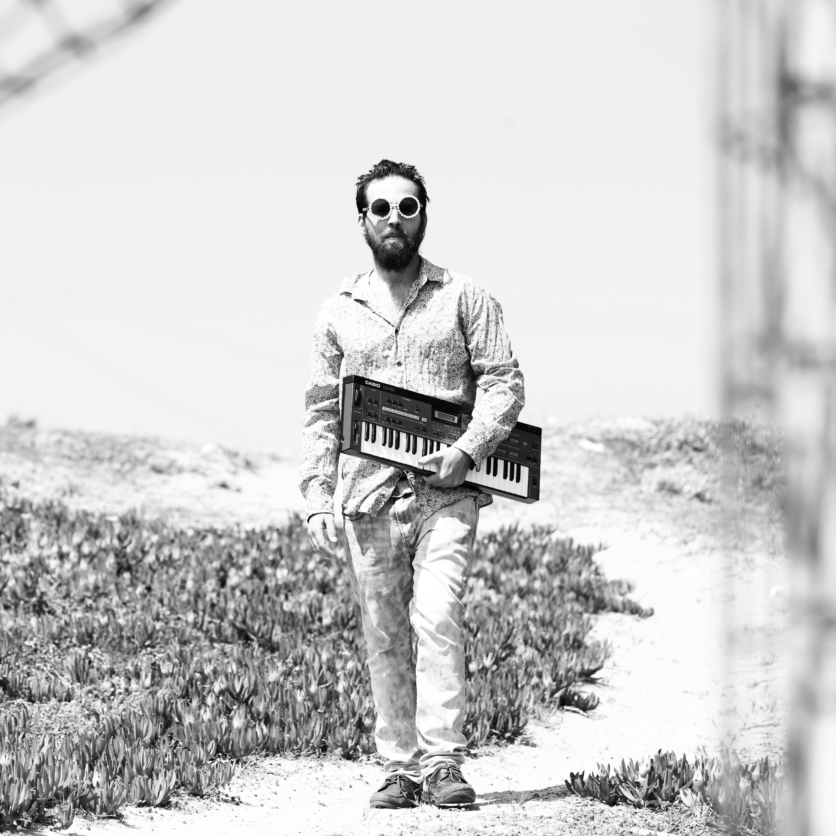 2.picture by Boaz Eshtai